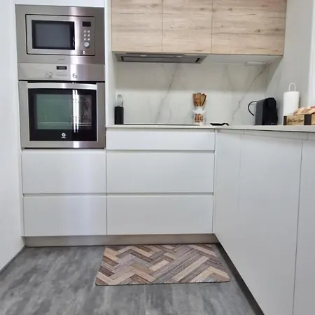 Apartman Centrico En *
